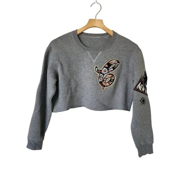 Gray Cropped Sweatshirt New York Floral Patches Upcycled Cute Casual Gym Sporty - Picture 2 of 11